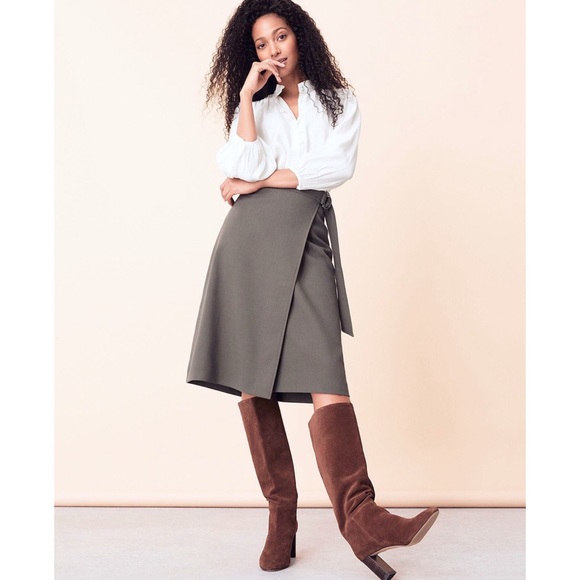 Shoes - NWOT Ann Taylor Guinevere Boots